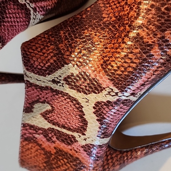 Michael Antonio Coral snake "Michel" size 6, heeled bootie shoe - Picture 8 of 8